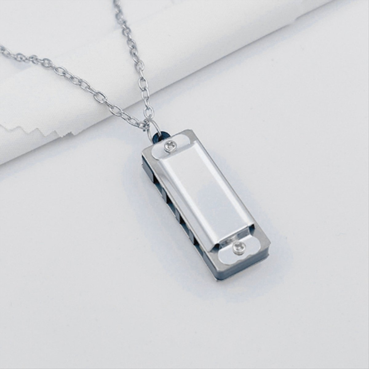 ABXY Mini Harmonica Necklace 4 - Musical Instrument Qin 评论和价格